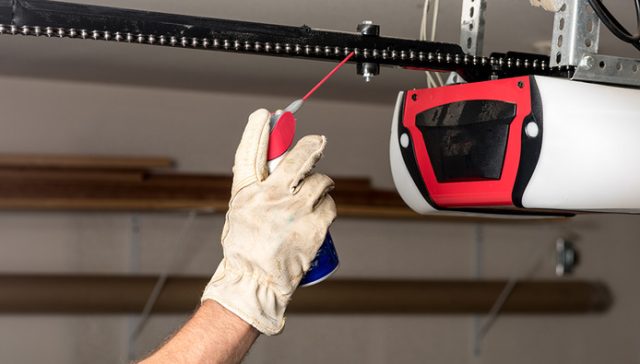 The Ultimate Guide to Garage DoorMaintenance in Dubai